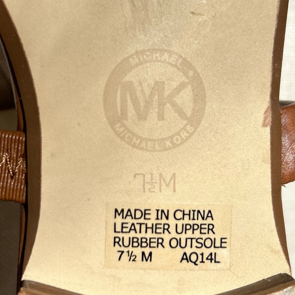 Michael Kors Women's Brown Leather Toe Thong Summer Sandals Shoes 7½ M AQ14L - Picture 12 of 12